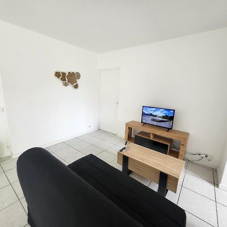 Bel Appartement Avec Jardin De 30M2 , Climatise Avec Parking Et Arrivee Autonome Cabestany Buitenkant foto