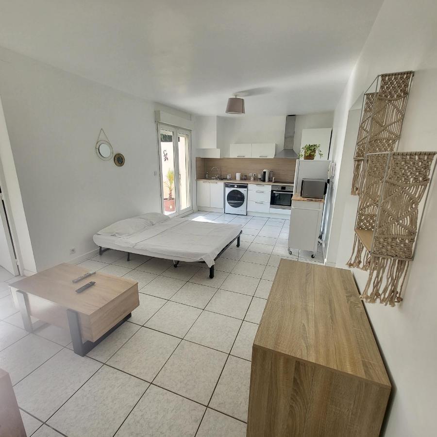 Bel Appartement Avec Jardin De 30M2 , Climatise Avec Parking Et Arrivee Autonome Cabestany Buitenkant foto